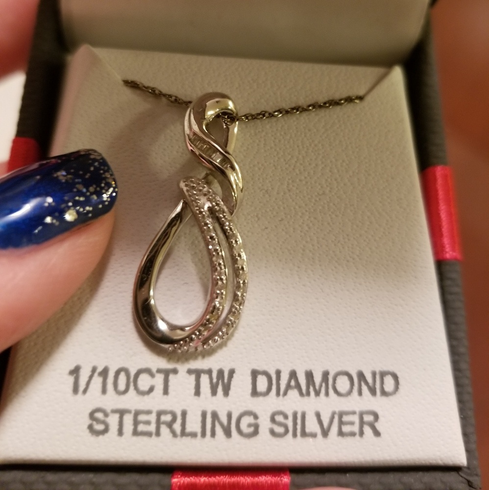 1/10 ct diamond necklace